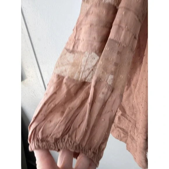NWT Miss Me Blush Pink Blouse W Crochet And Mesh Accents Size L Cowgirl Boho - Picture 2 of 7
